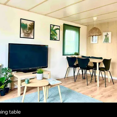 Tatil Evi Cozy Wellness Cabin With Home Cinema And Private Jacuzzi ,Sauna And Garden Between Amsterdam Haarlem And Schiphol Airport *