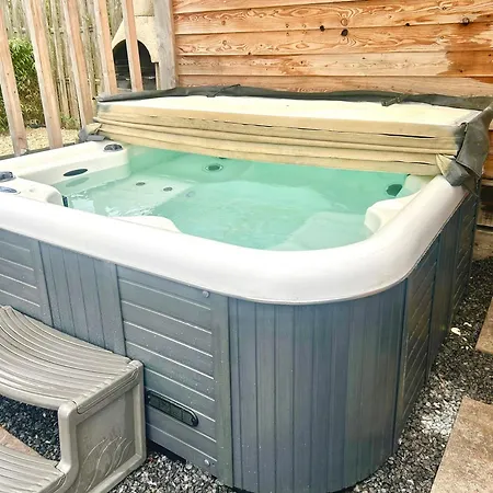 Cozy Wellness Cabin With Home Cinema And Private Jacuzzi ,Sauna And Garden Between Amsterdam Haarlem And Schiphol Airport 度假居 *
