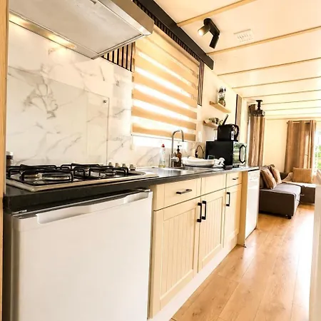Сasa de vacaciones Cozy Wellness With Cinema And Private Jacuzzi ,sauna And Garden Between Amsterdam Haarlem And Schiphol Airport Vijfhuizen